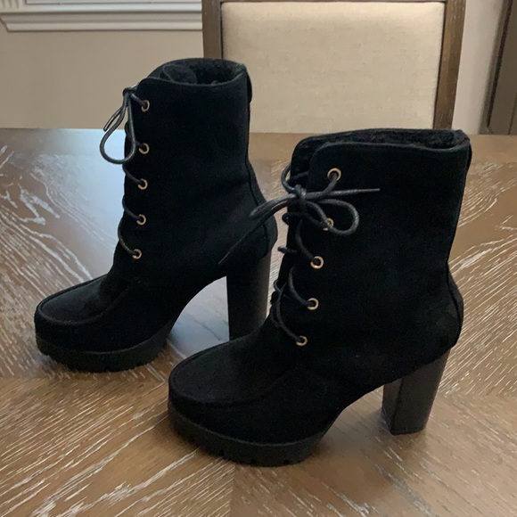 Cape Robbin black platform chunky boot - Picture 1 of 17